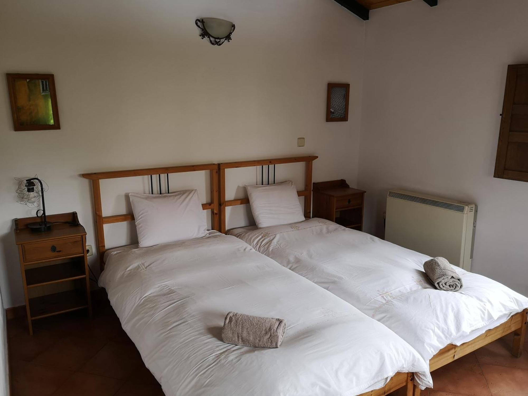La Casa Blanca Del Alto Tajo Pensionat Ablanque Exteriör bild